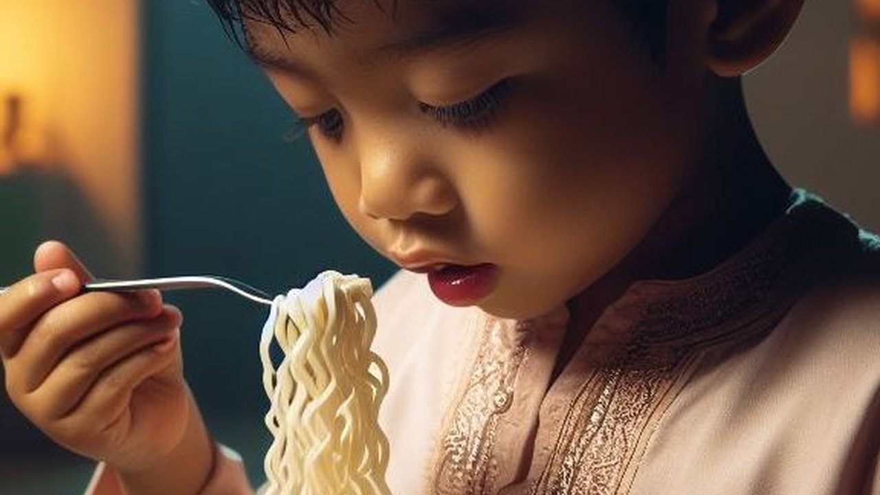 Anak Hanya Sahur Menggunakan Mie Instan, Begini Tanggapan Ketua IDAI