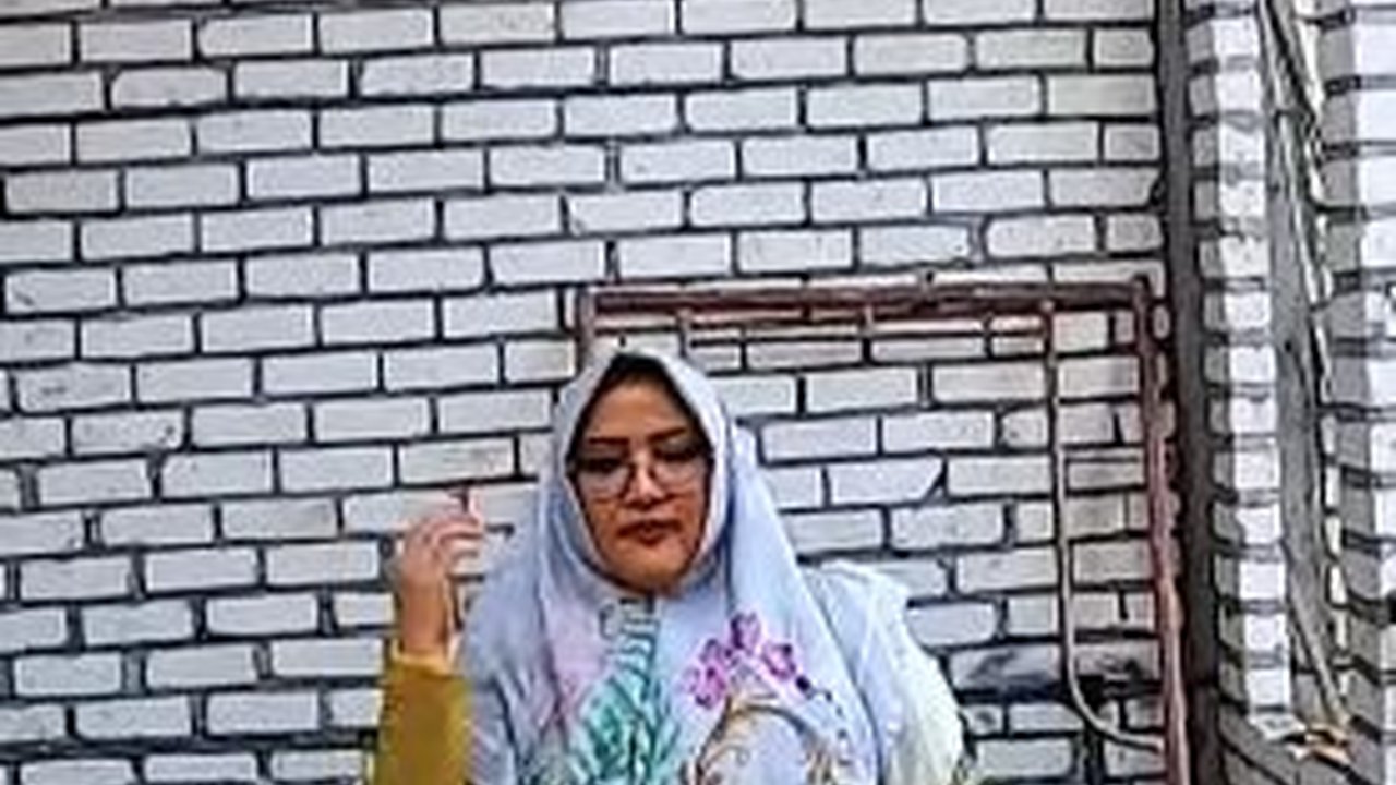 Hasil Kerja Keras di Arab Saudi, TKW Ini Bangun Rumah Mewah di Kampung Halaman Habiskan dana Rp5 Miliar