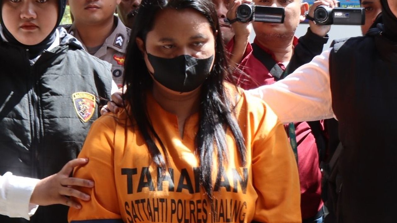 Perempuan di Malang Ditangkap Setelah Kemas Ulang Beras Subsidi Jadi Beras Premium