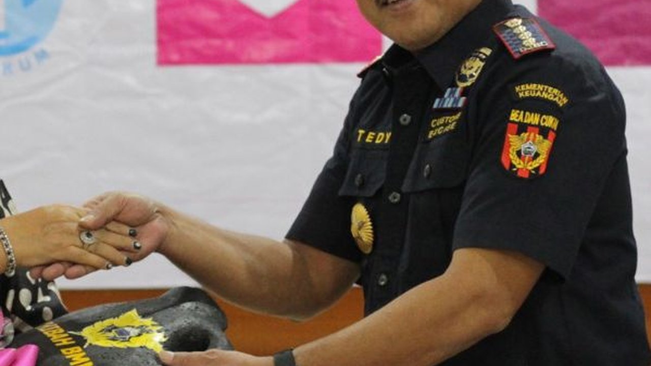 Bea Cukai Yogyakarta Hibahkan Lima Kendaraan untuk Kegiatan Sosial
