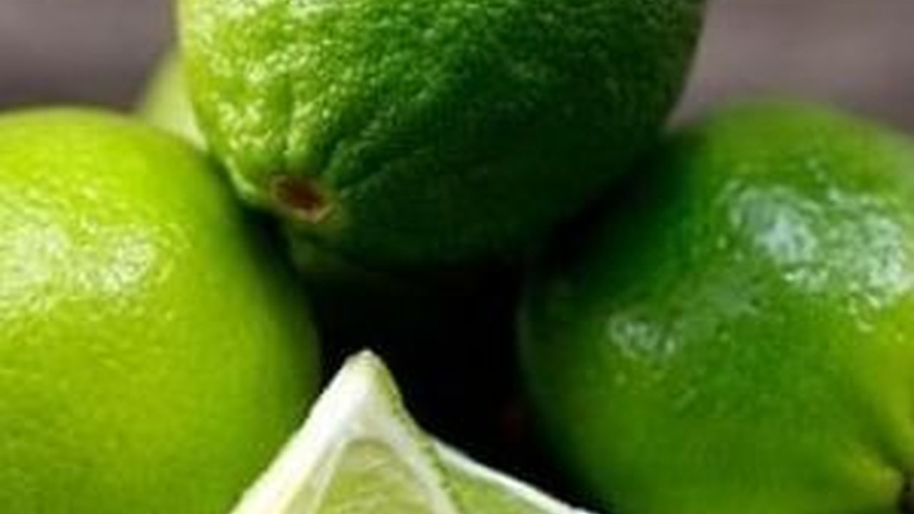 Tanpa Dimasukkan Freezer, Begini Cara Mengawetkan Jeruk Nipis Hingga Sebulan