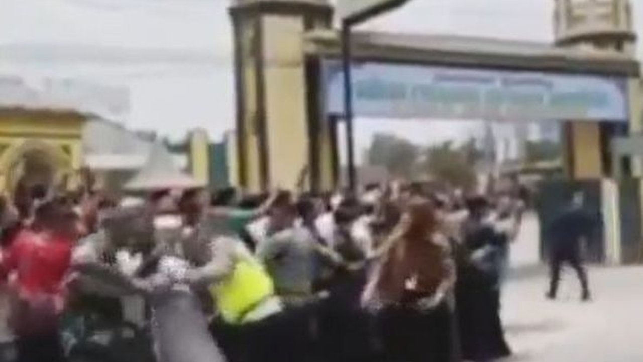 Penjelasan Paspampres soal Video Viral Marhan Harahap Meninggal saat Mau ke Masjid Ada Jokowi