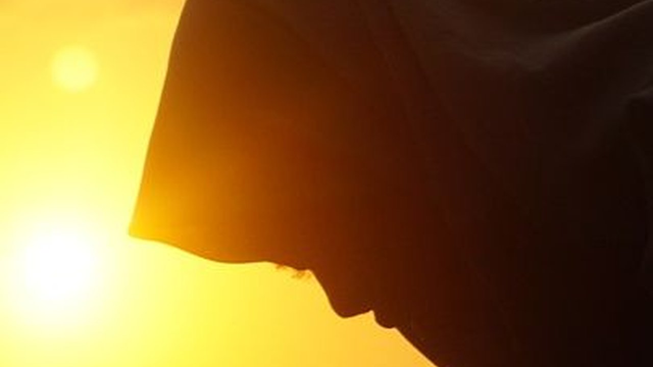 Viral Curhatan Wanita Tak Mau Tarawih di Masjid Lagi usai Dapat Surat dari Pria, Isinya Tak Diduga
