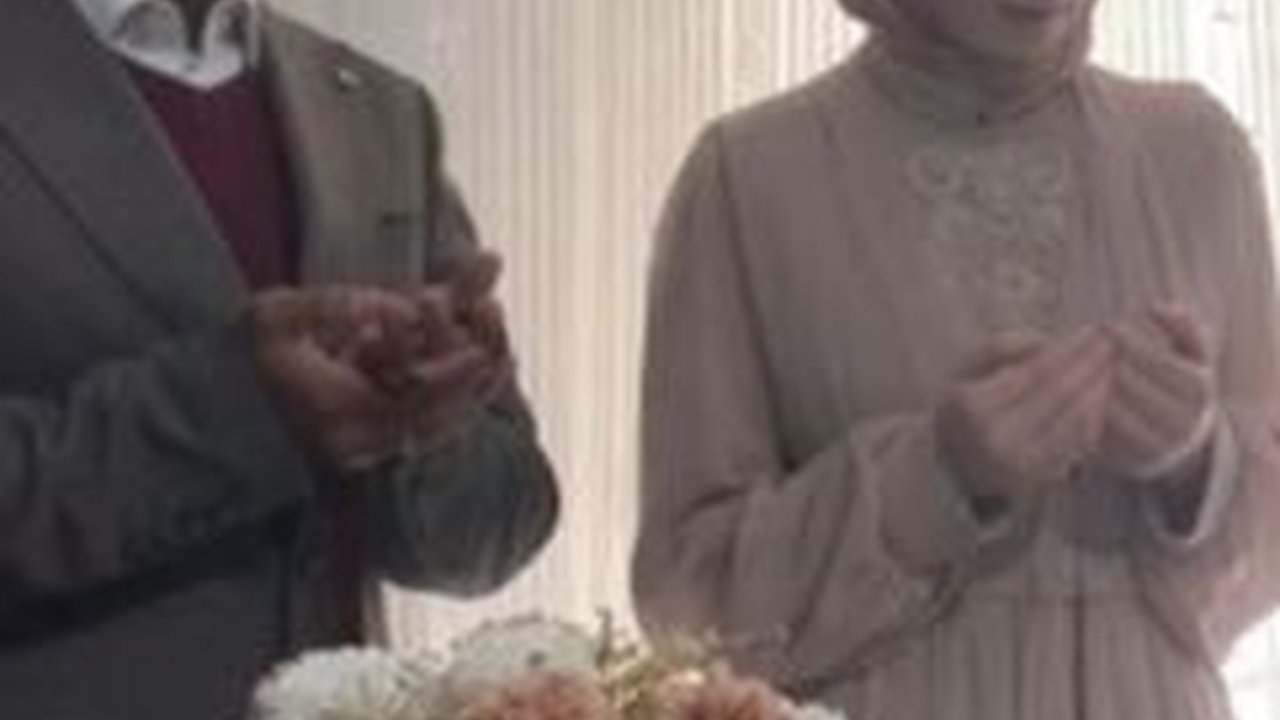 Modal Yakin, Pria Indonesia Lamar Gadis Turki Bawa Teman 'Sekomplek', Wajah Calonnya Curi Perhatian