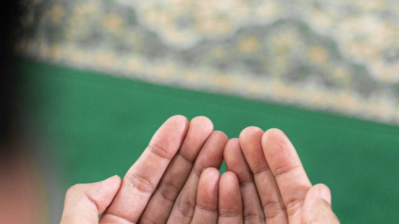 Arti Ya Rahman Ya Rahim dan Manfaat Mengamalkannya, Jadi Jembatan Masuk Surga