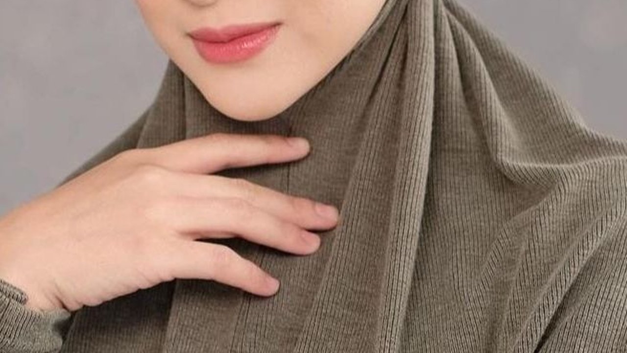Potret Terbaru Nina Zatulini Semakin Cantik dan Elegan, Netizen Terpesona 'Langsing Walau 3 Anak'