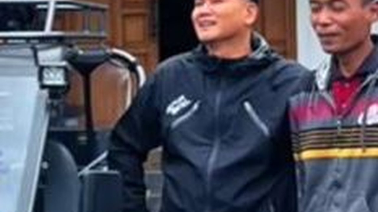 Ngabuburit ala Mayjen Kunto Arief, Off Road Pakai Mobil Komodo ke Saung Komando