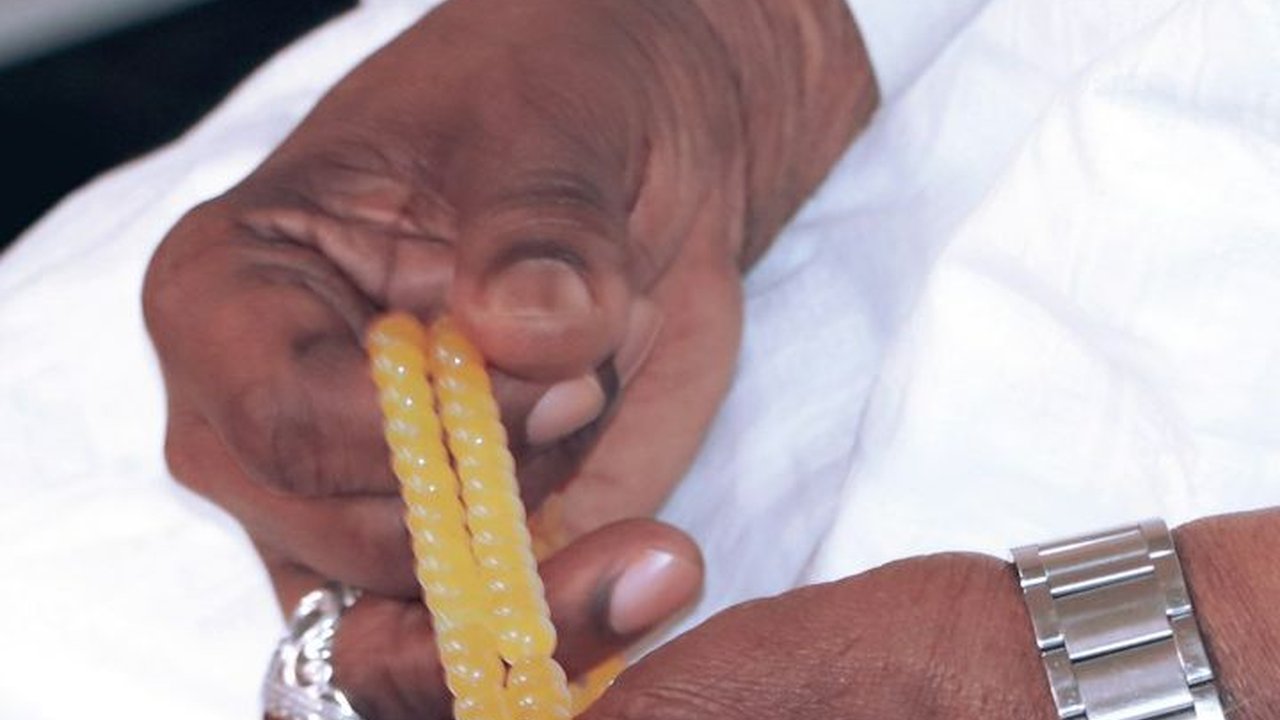 7 Manfaat Istighfar 1000 Kali, Bikin Hati Lega dan Semakin Merasa Dekat dengan Allah