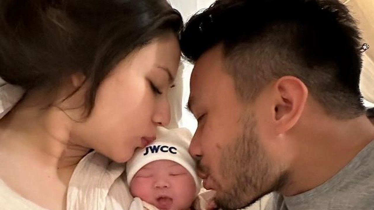 Jessica Mila Melahirkan Anak Pertama Perempuan, ini Potret Bayinya yang Lucu dan Menggemaskan