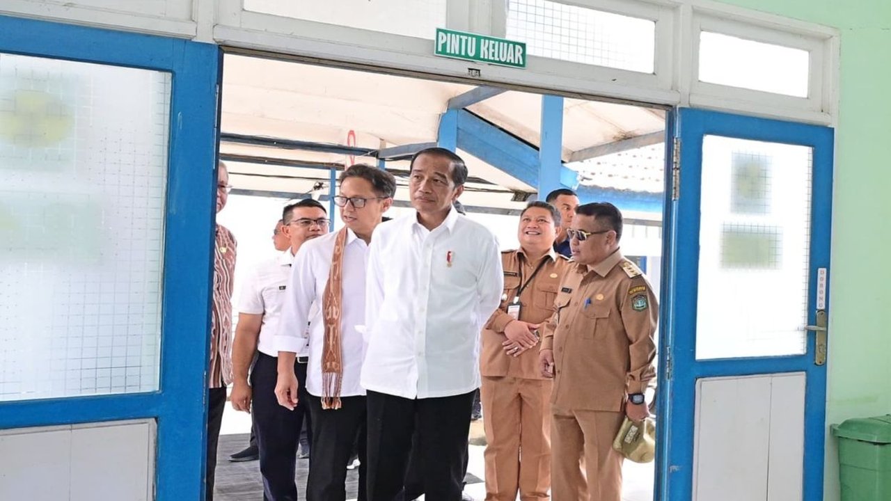 Jokowi Tinjau RSUD Sekadau Kalbar, Warga Minta Ada Dokter Spesialis Mata