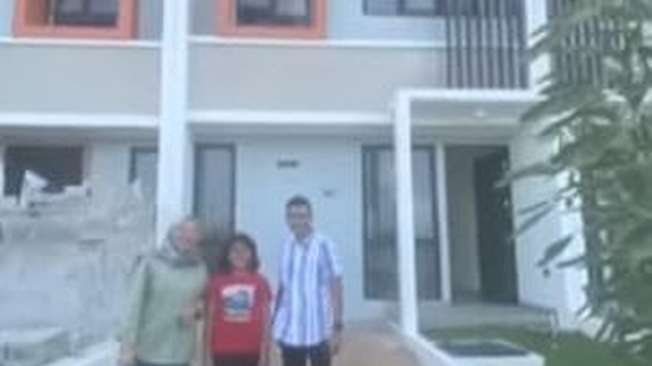 Hasil dari Kerja Keras, Akhirnya Sridevi Memiliki Rumah Baru Berlantai Tiga di Jakarta