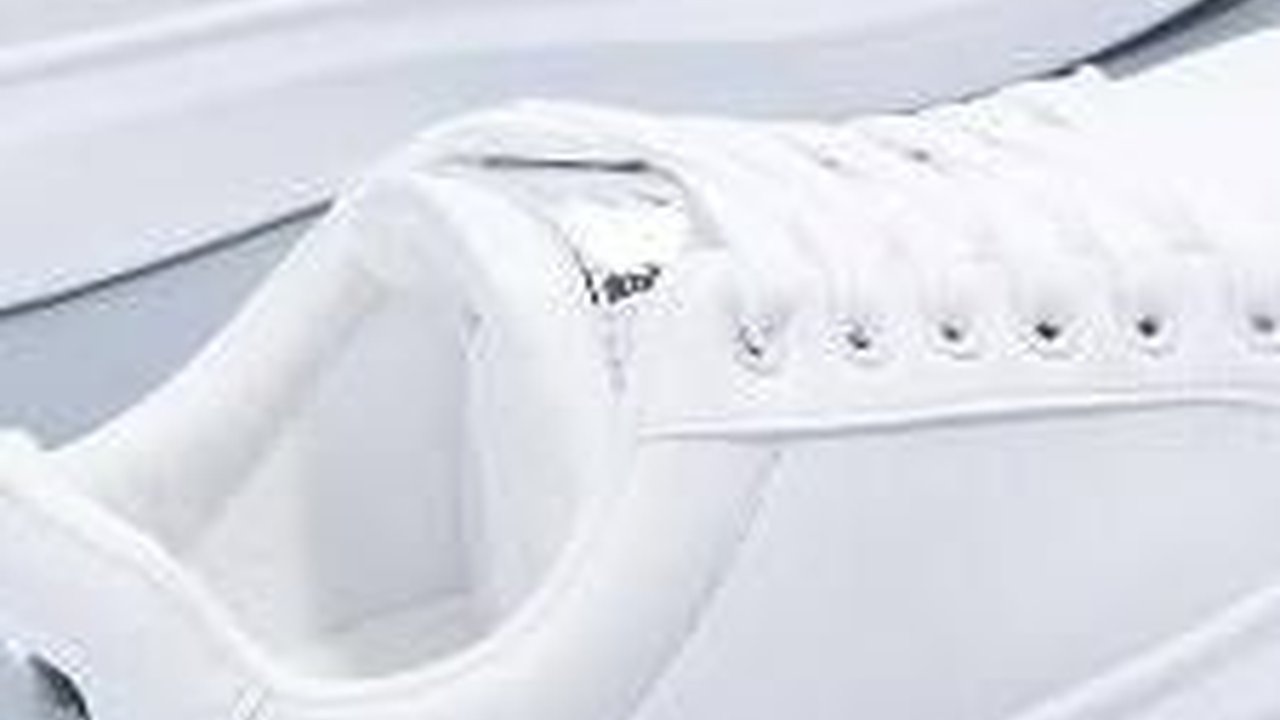 Cara Memilih Sneakers Putih untuk Pria, Pertimbangkan Ini Sebelum Membeli