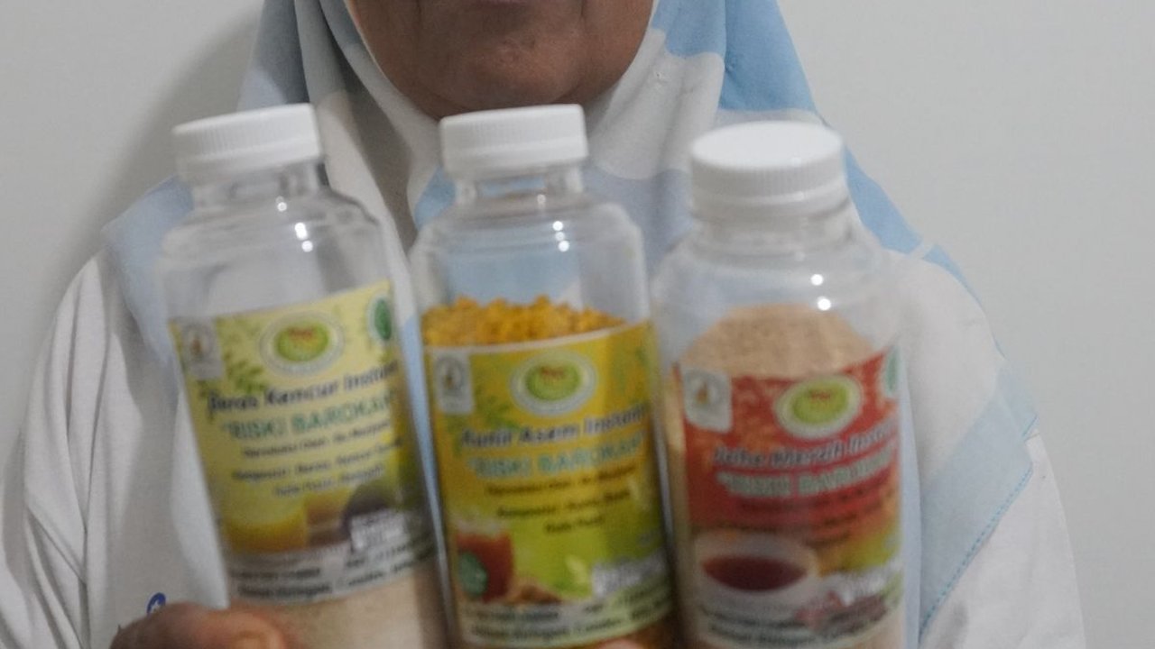 Kisah Murjiyati Bergerak Bersama Ibu-ibu Kiringan, Lestarikan Jamu Seruni Putih yang Melegenda