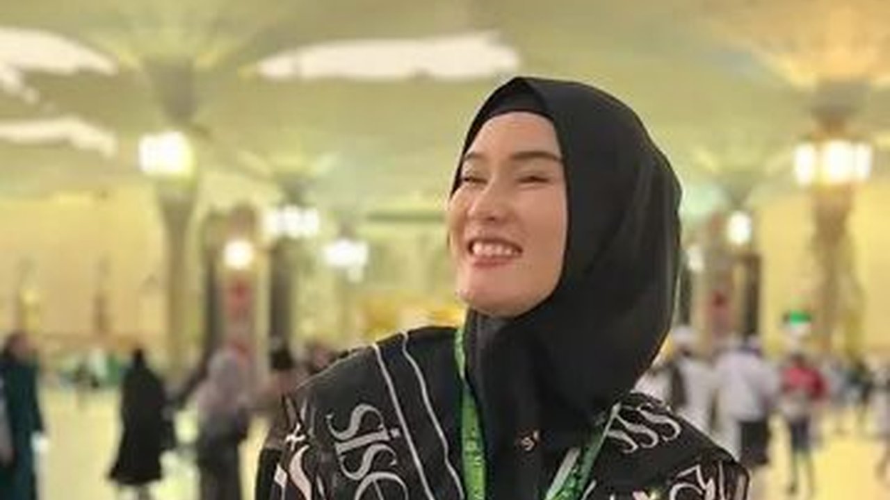 Kisah Stevie Agnecya Putuskan Jadi Mualaf Sebelum Meninggal Dunia, Sempat Jalani Ibadah Umrah