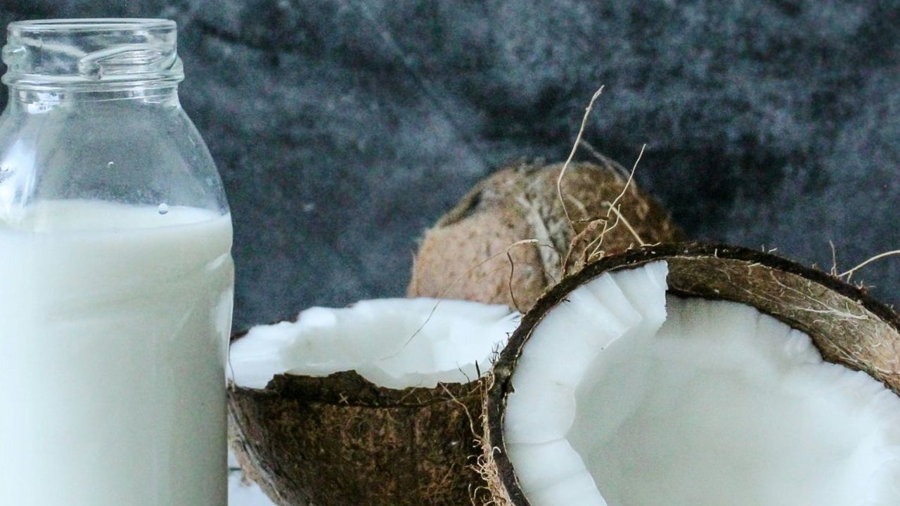 8 Manfaat Kesehatan dari Konsumsi Santan pada Makanan dan Minuman