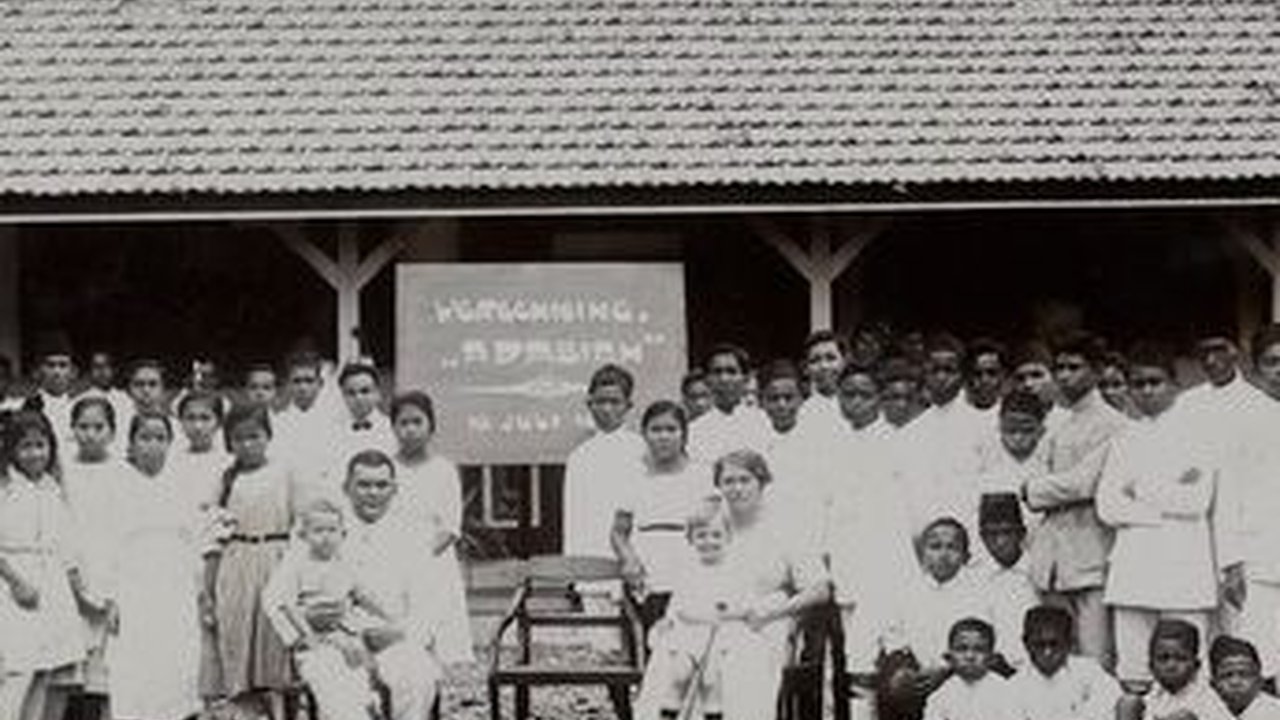 Madrasah Adabiah Minangkabau, Sekolah Islam Pertama di Indonesia Sejak Tahun 1909