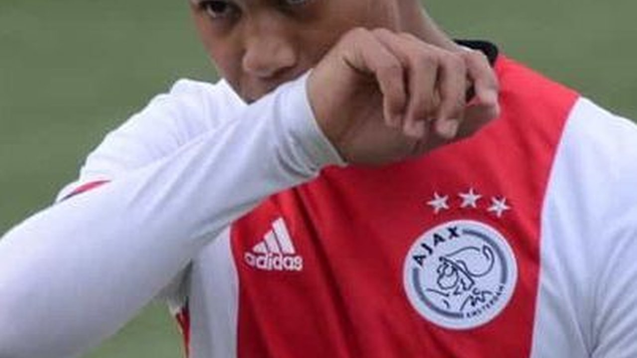 Profil Mendiang Noah Gesser, Eks Pemain Junior Ajax Keturunan Indonesia yang Selalu Dikenang Justin Hubner