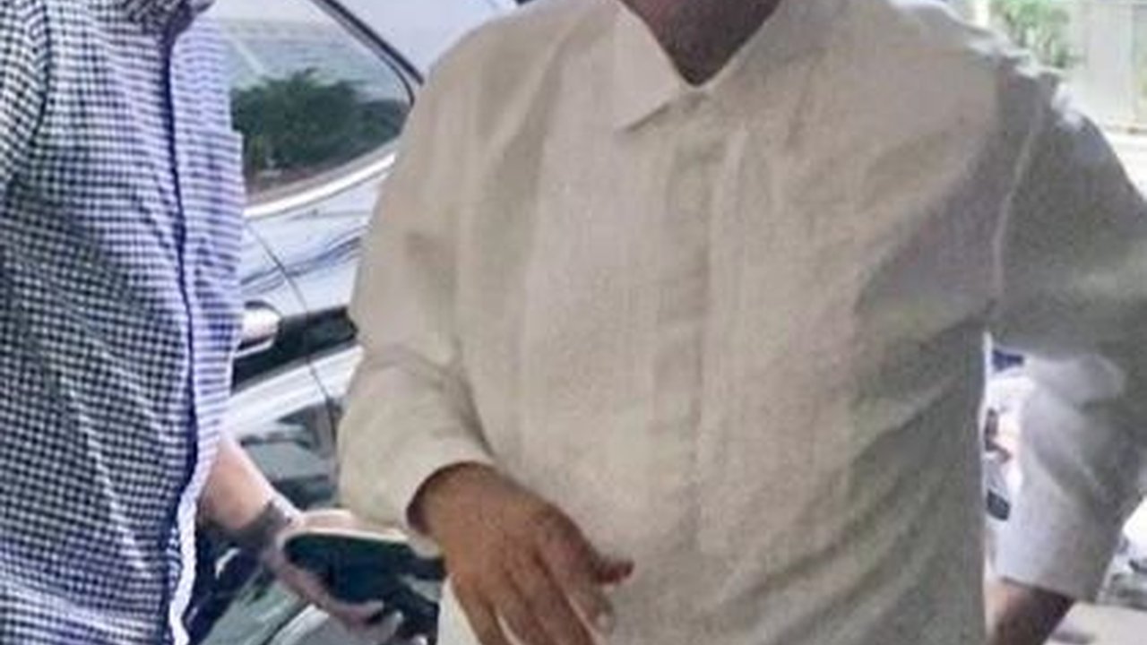 Beda Sambutan Surya Paloh kepada Prabowo dan Anies Baswedan di NasDem Tower