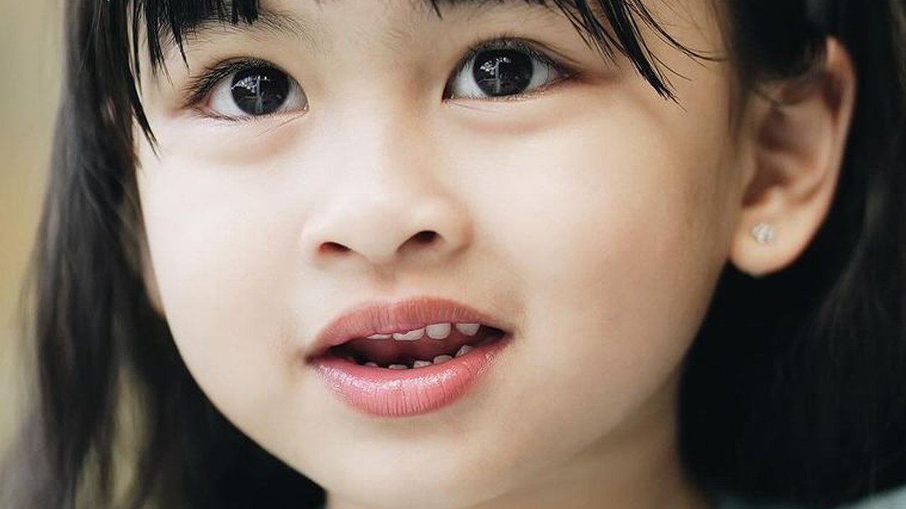 Cantik dan Menggemaskan, Begini Potret  Zunaira Anak Syahnaz Sadiqah dan Jeje Govinda Curi Perhatian