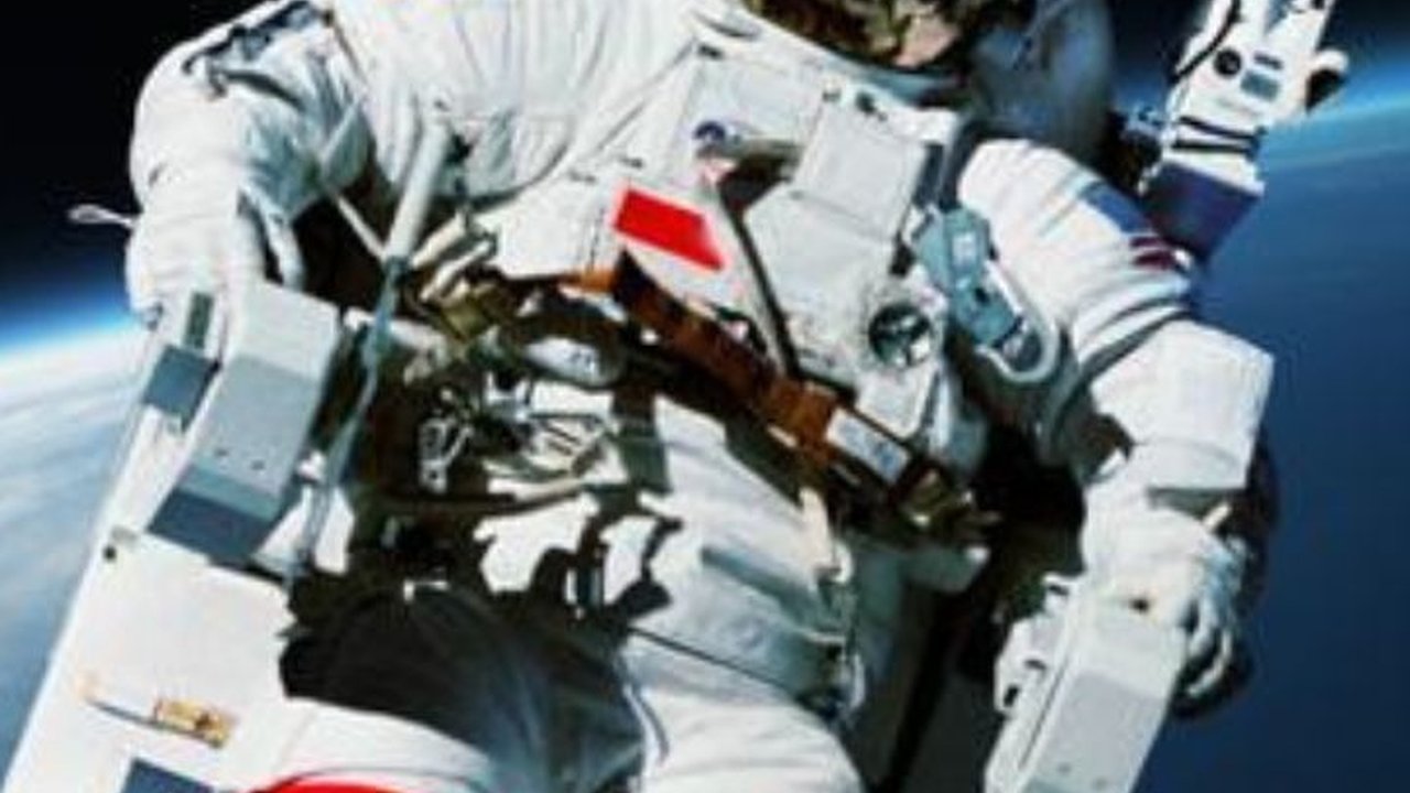 Hampir Semua Astronot Mengalami Sakit Kepala saat di Luar Angkasa, Ini Penyebabnya