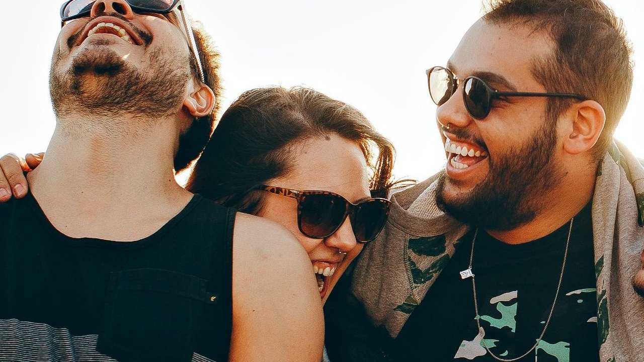 75 Gombalan Lucu buat Teman, Menghibur Sekaligus Bikin Baper