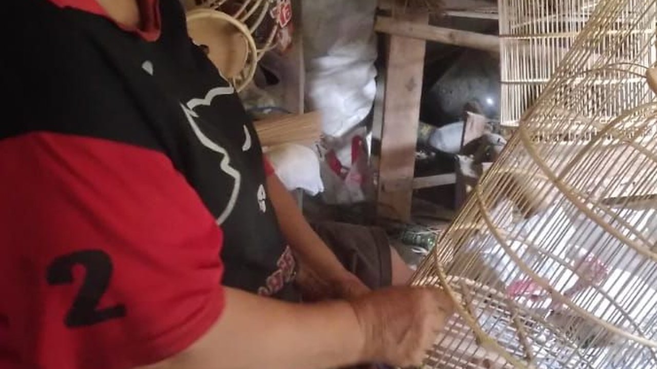 Geliat Para Pengrajin Sangkar Burung di Bantul, Berjuang Demi Mempertahankan Eksistensi