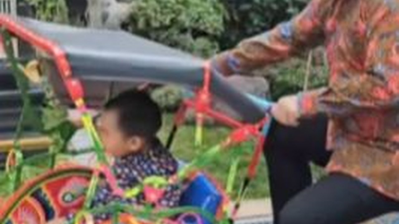 Momen Jenderal Dudung Eks Kasad 'Narik' Becak, Penumpangnya Sosok Tak Sembarangan