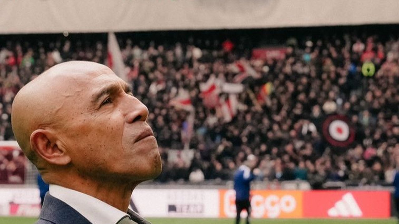 Dianggap Berjasa Bagi Klub Ajax Amsterdam, 'Orang' Maluku Ini Dapat Penghargaan, Ternyata Sosoknya Tak Sembarangan