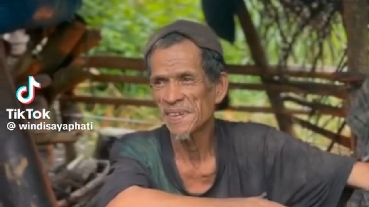 Bikin Sedih, Begini Kondisi Rumah Kakek Lamatta yang Nyaris Roboh