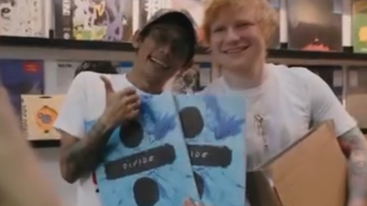 Melokal, Ini Sederet Aksi Unik Ed Sheeran Selama di Indonesia