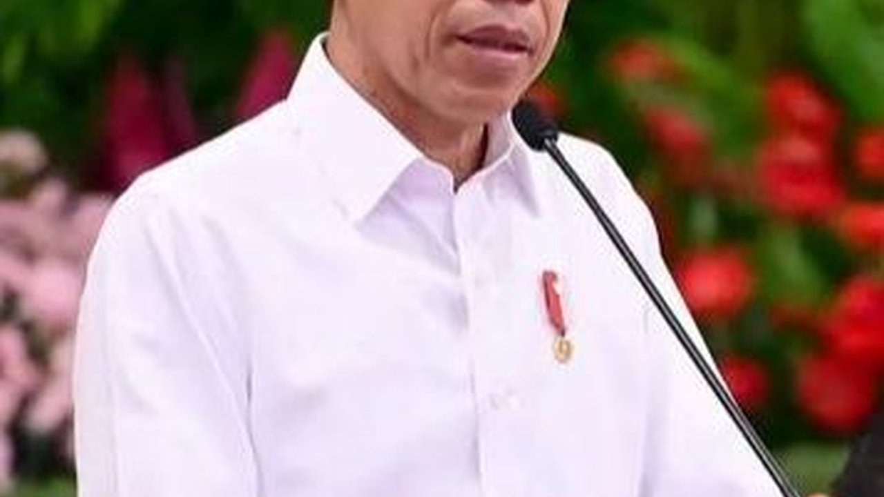 VIDEO: Nada Tinggi Jokowi Terus Ditanya Soal Beras: Cek Langsung Saja ke Pasar Induk