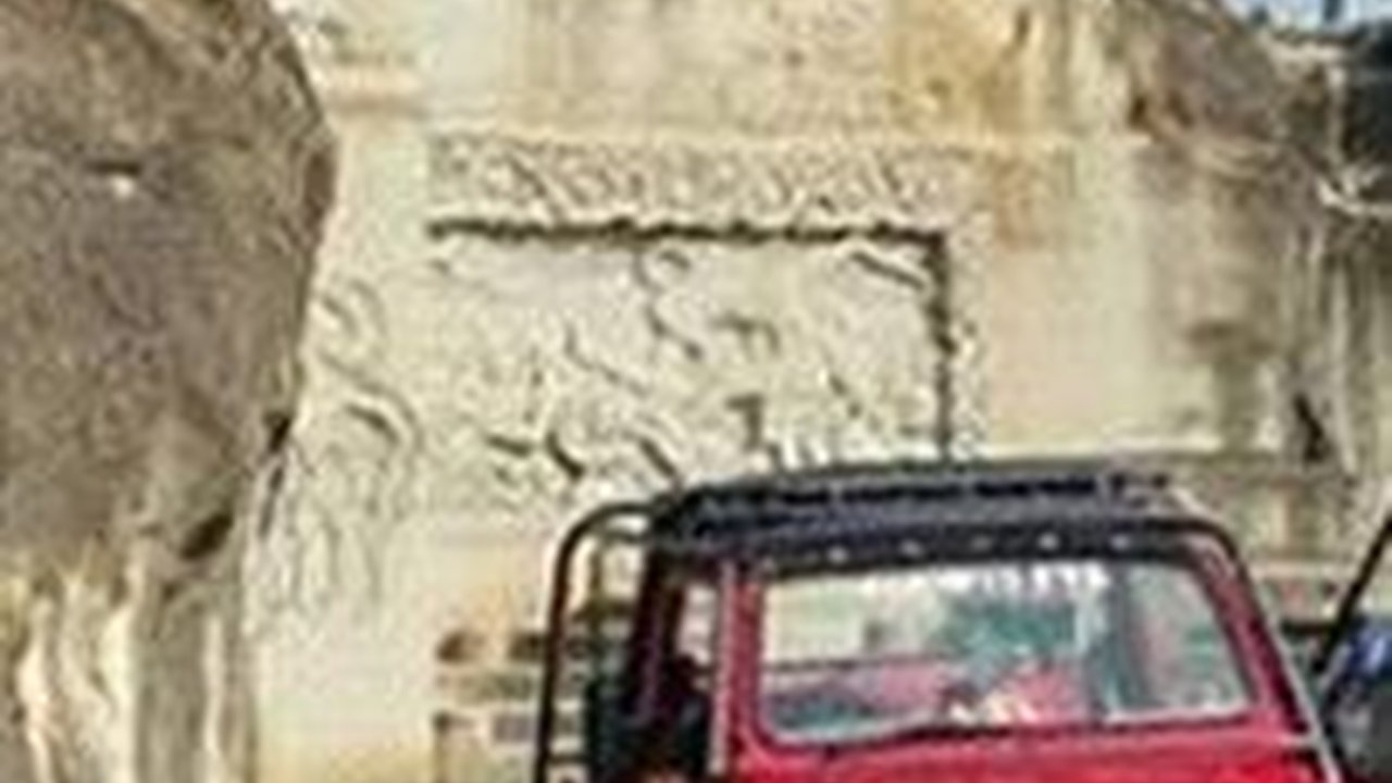Kembangkan Wisata Tebing Breksi, BUMDes Desa Sambirejo Sleman Ciptakan Banyak Lapangan Kerja bagi Warga Sekitar