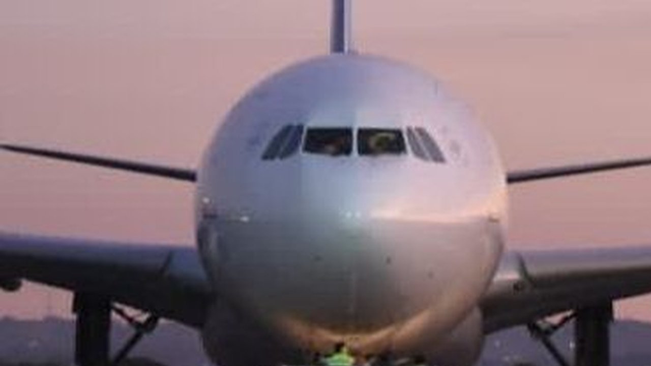 Mulai Ramadan 2024, Garuda Indonesia Gunakan Kemasan Ramah Lingkungan dalam Layanan Penerbangan