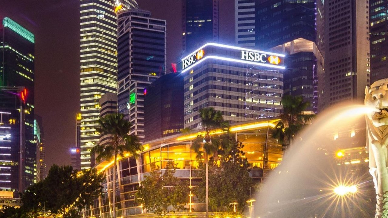 Standar Gaji Pekerja di Singapura Naik! Minimal Kantongi Rp65 Juta per Bulan