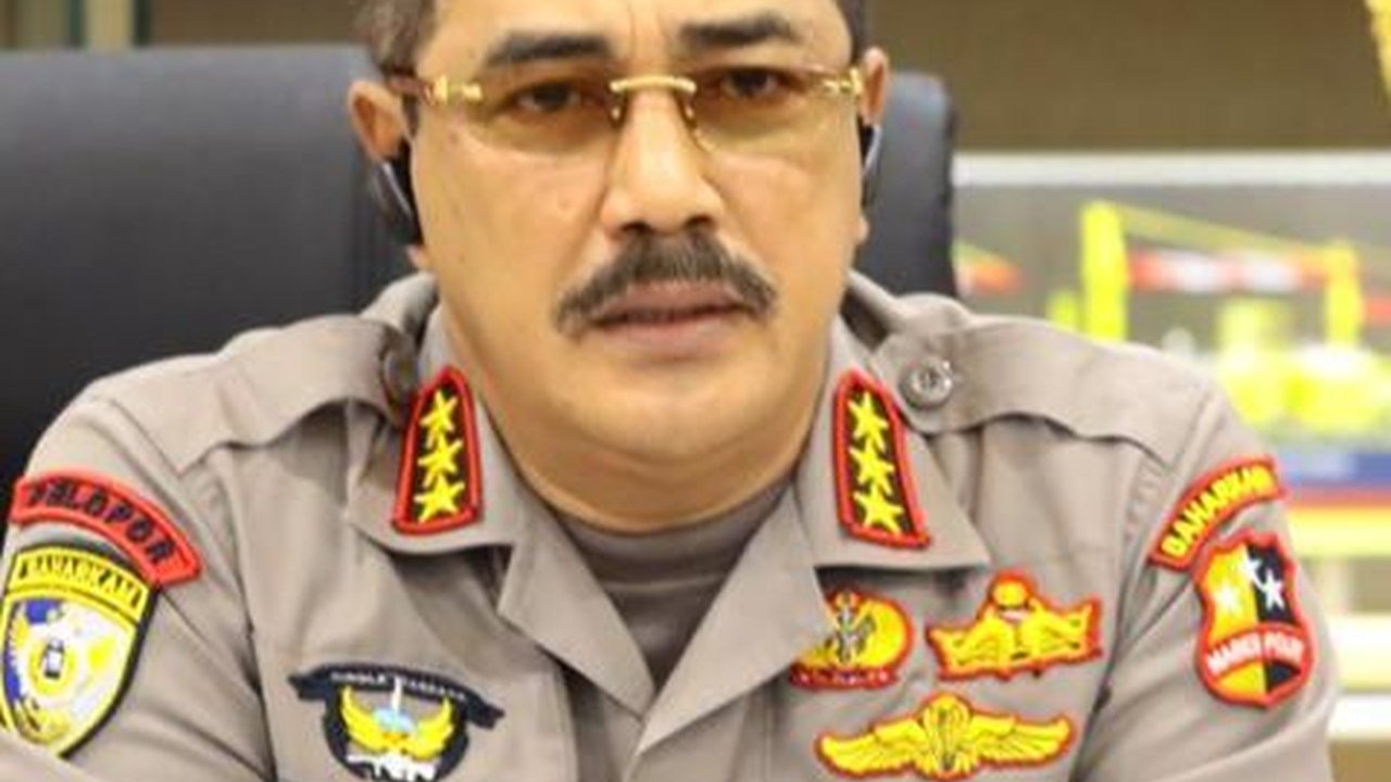 Momen Wakapolri Beri Hadiah Umroh Gratis ke Penggali Kubur & Pemandi Jenazah, Alasannya Bikin Terenyuh