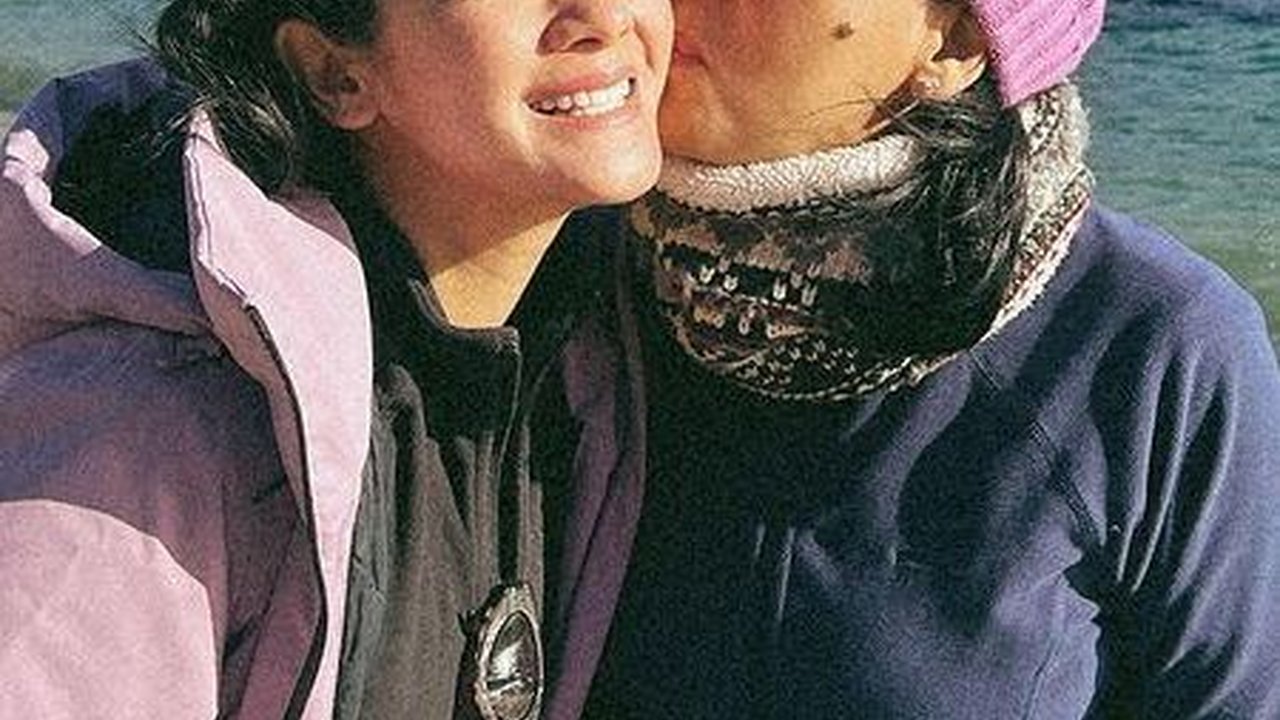 Main di Tertawan Hati, Intip Potret Kedekatan Naysilla Mirdad Bareng Ibunda