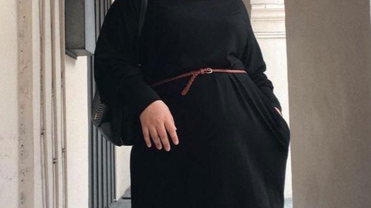 10 Tips Fashion Wanita Gemuk Berhijab untuk Meningkatkan Rasa Percaya Diri