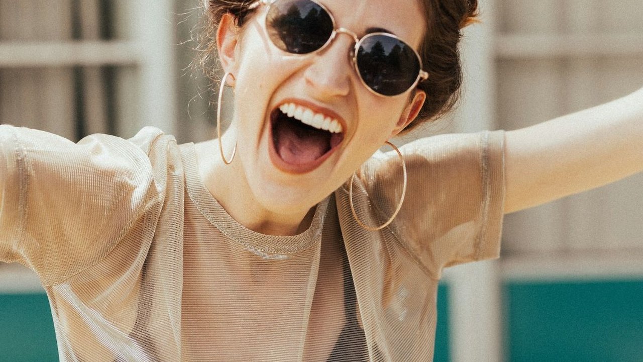 Pantun Bahasa Jawa Lucu yang Menghibur dan Mampu Mengocok Perut