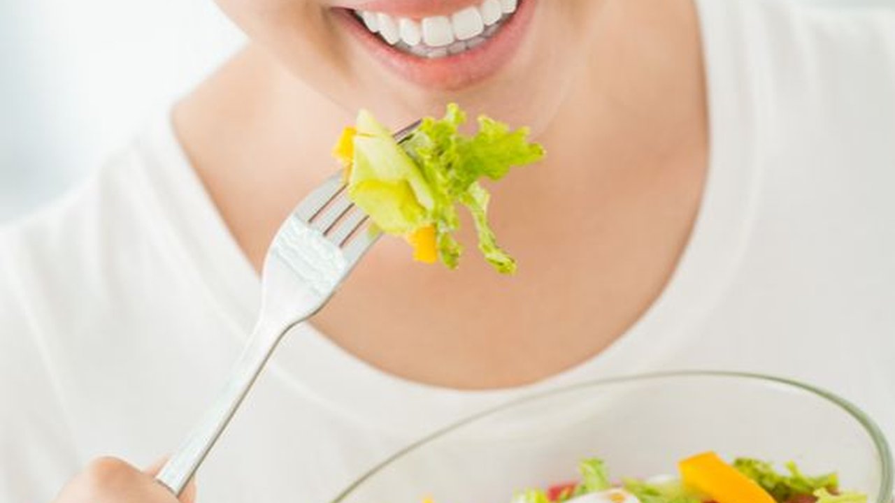 4 Makanan Ini Ternyata Bisa Bikin Kulit Sehat dan Glowing, Apa Saja Pilihannya?