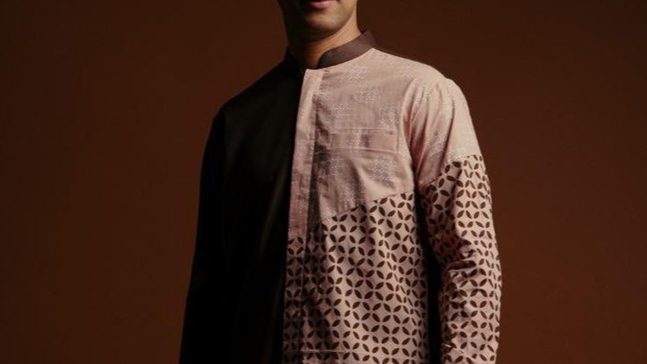 Rekomendasi Baju Koko Lebaran untuk Cowok, Jadi Makin Ganteng