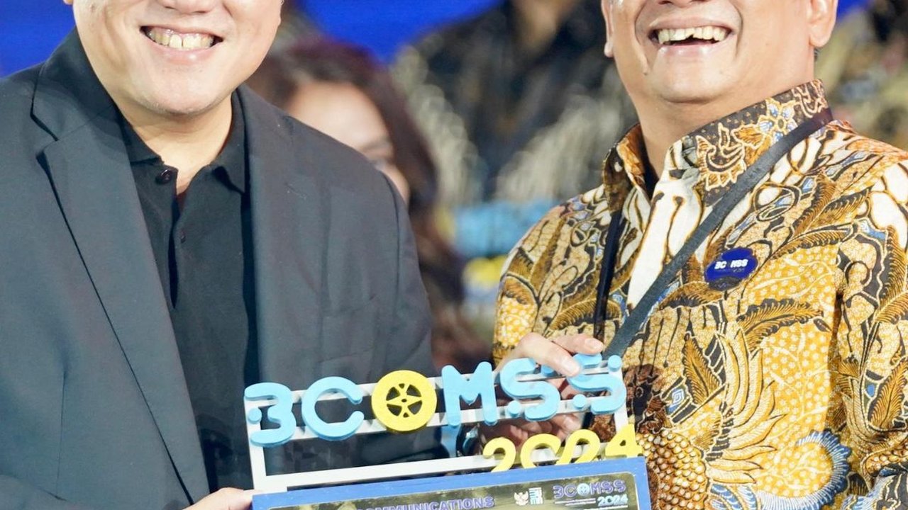 PNM Terima Award Top Contributor BUMN For Communications di Ajang BCOMSS 2024