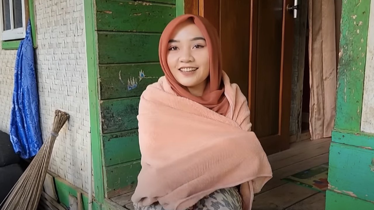 Surat-surat Lengkap, Janda Desa Cantik & Memesona Menanti Jodoh Baik dan Bertanggung Jawab