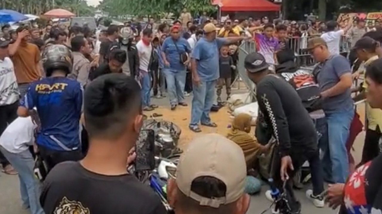 Viral Pembalap Motor Tabrak Penonton di Lubuk Pakam , 6 Orang Luka-luka