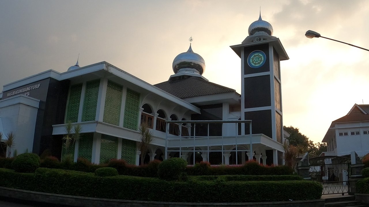 Masjid Agung Baing Yusuf Purwakarta