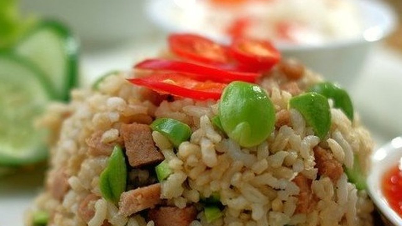 Nasi Goreng Petai Ikan Asin