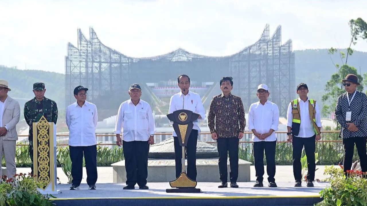 Presiden Jokowi Bersama Kepala Daerah di IKN