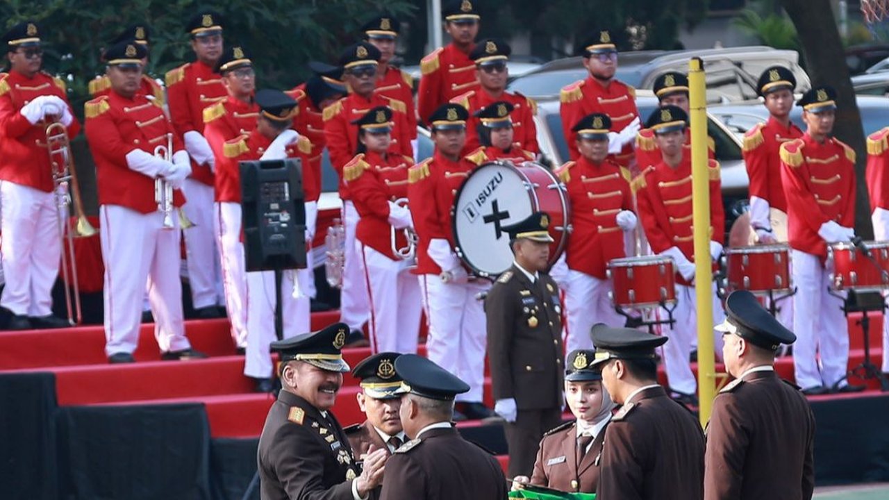Fakta Joni Ande Kala, Bocah yang Viral karena Panjat Tiang Bendera saat Upacara Peringatan HUT  RI ke-73 di Lapangan Mota Ain