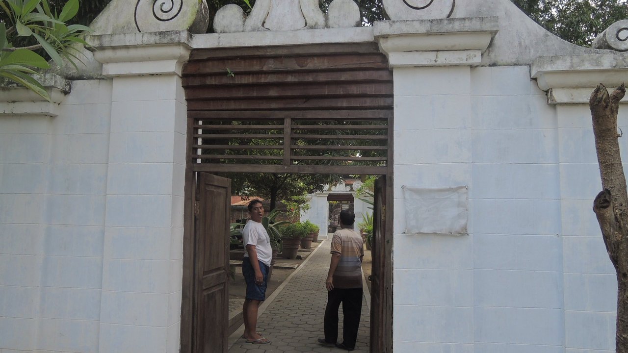 Kompleks Makam Tegal Arum