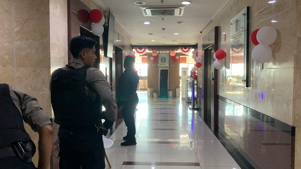 Gedung Pemprov Jatim Digeledah