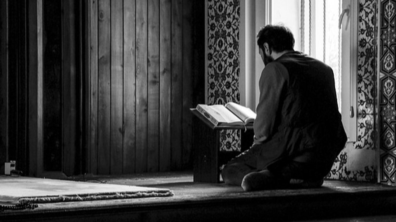 membaca al quran